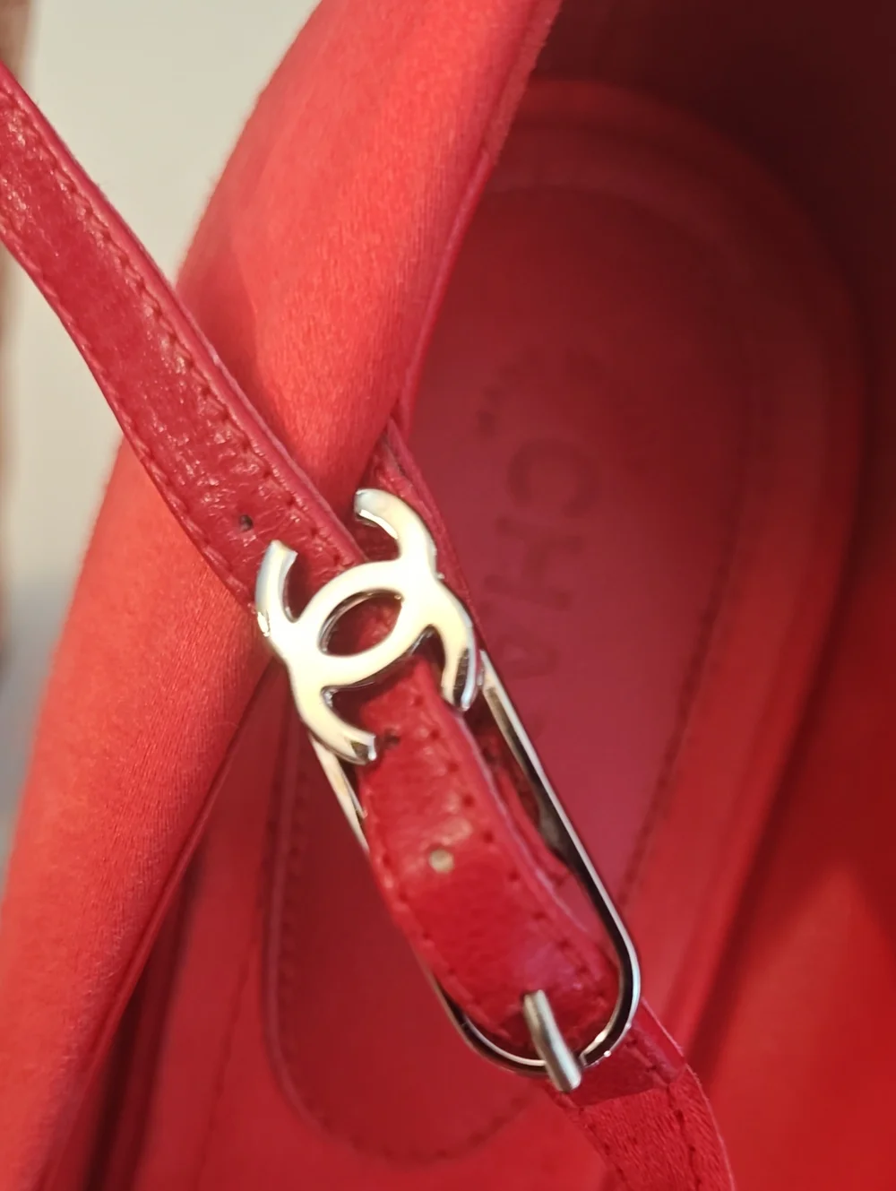 ​CHANEL Vintage Red Silk Quilted Cork Wedge Platform Sandals Size 6.5